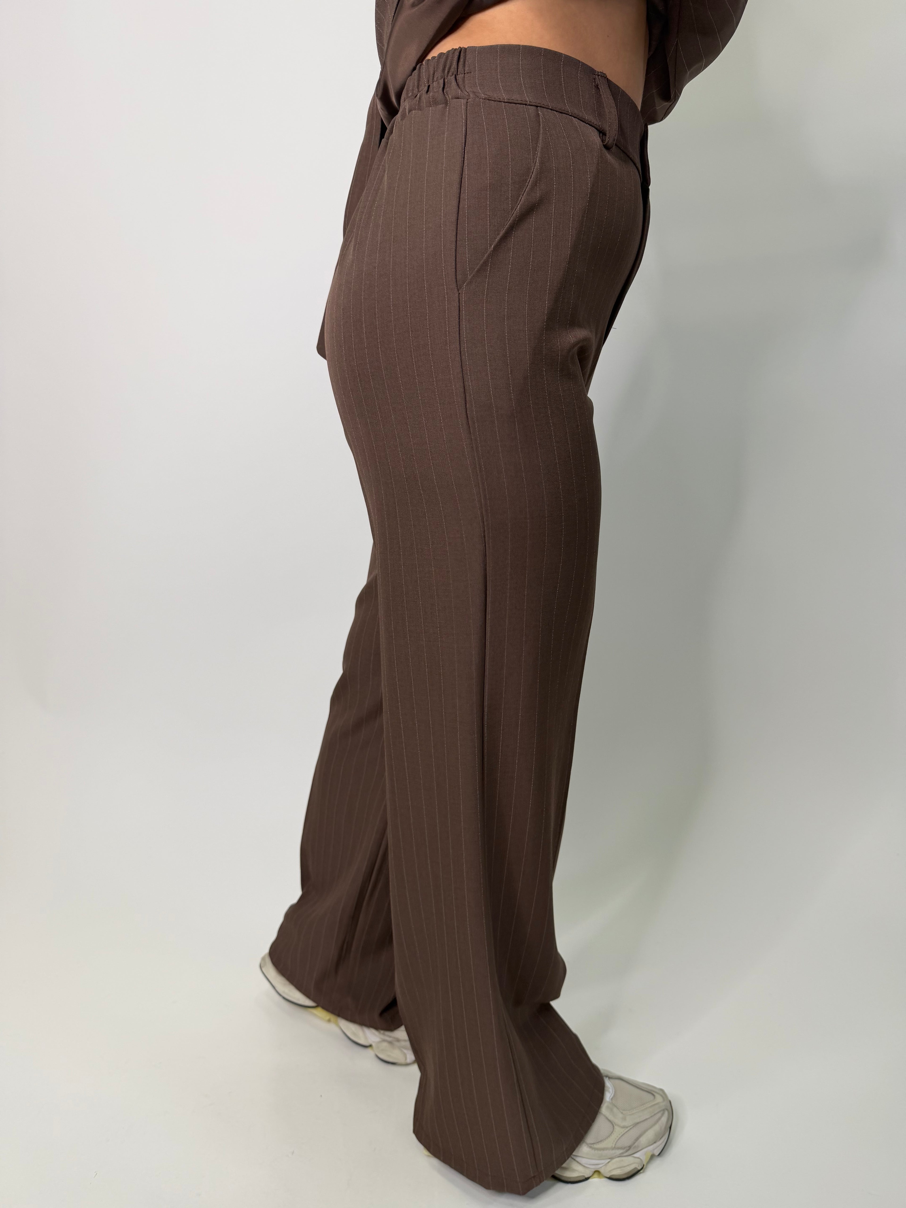Tailleur gessato Tilde marrone