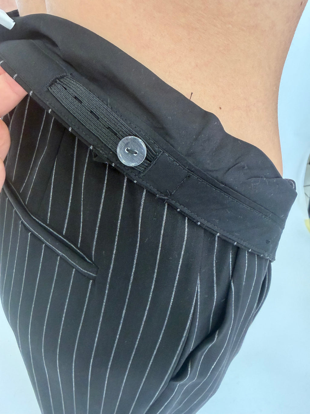 Pantaloni gessati Lumina