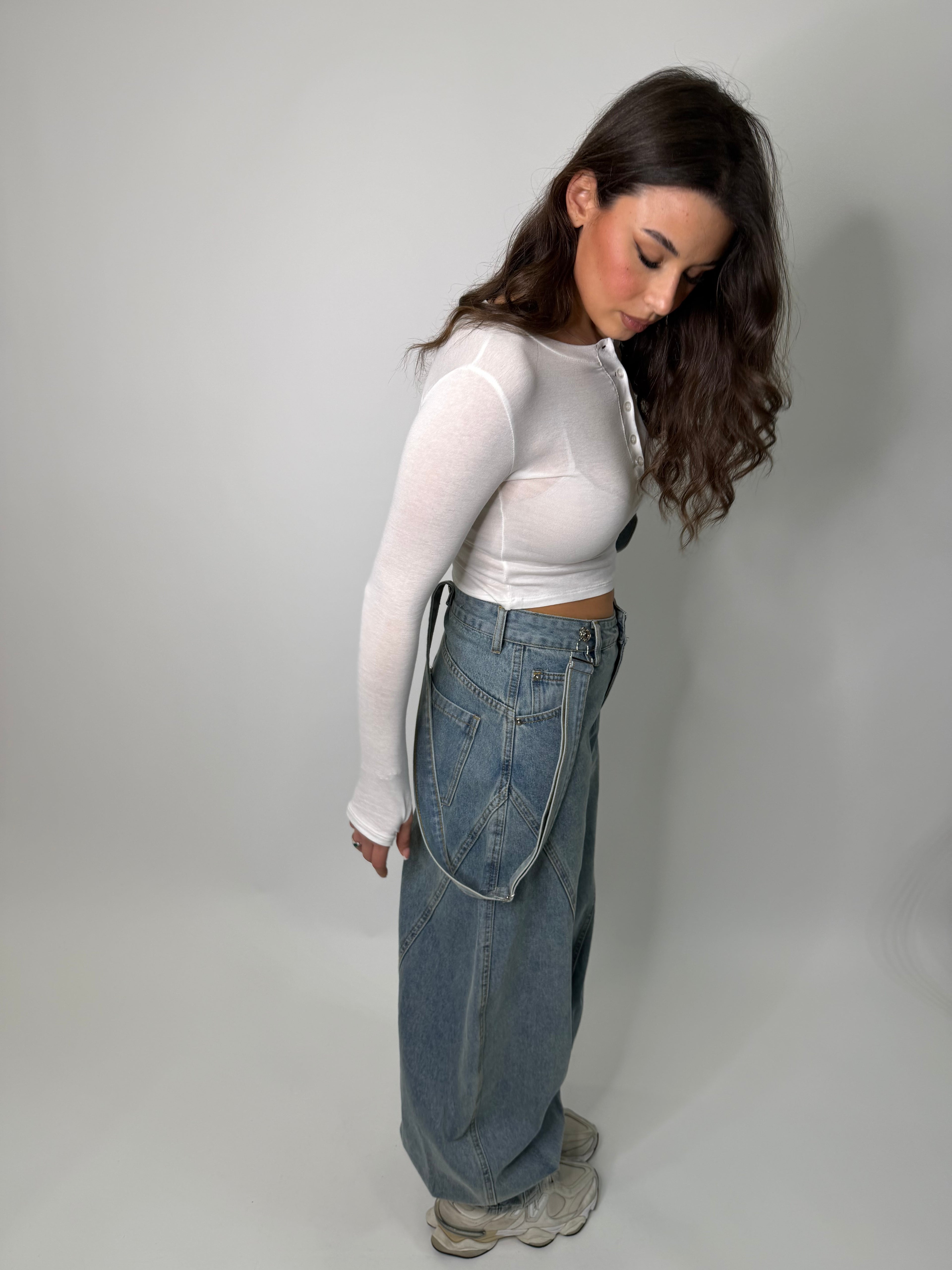 Jeans con bretelle 22160