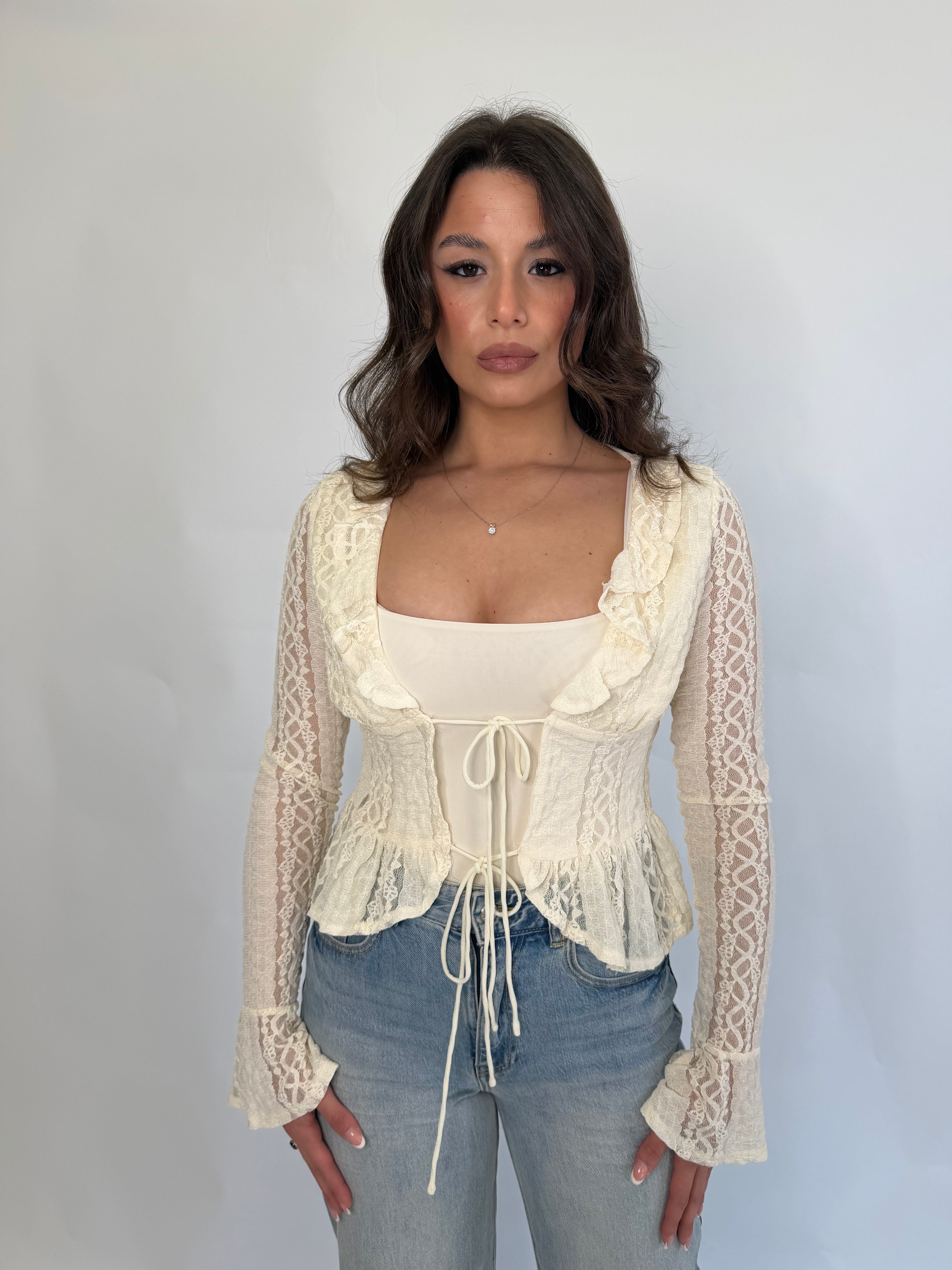 Maglia con laccetti in pizzo