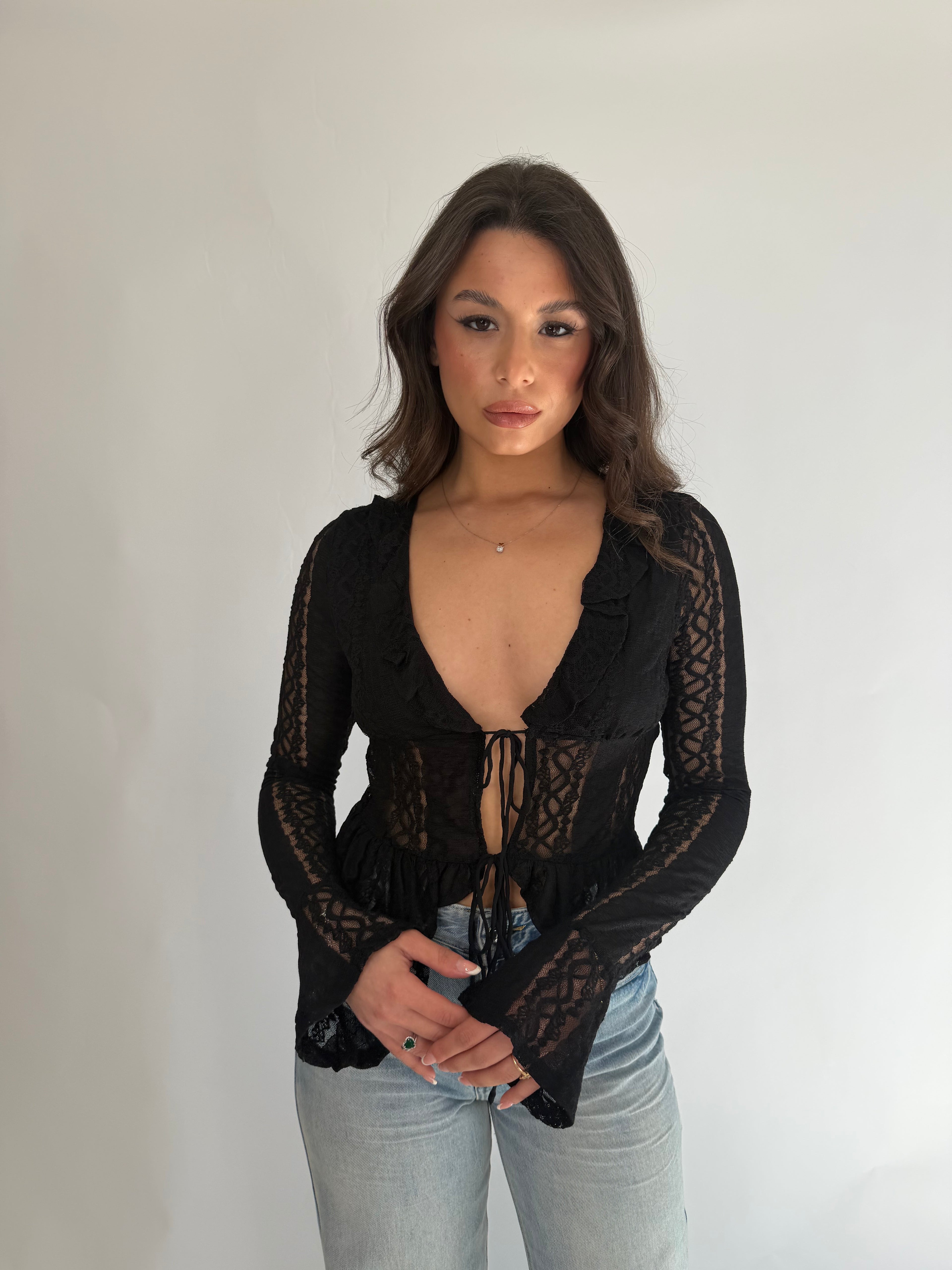 Maglia con laccetti in pizzo