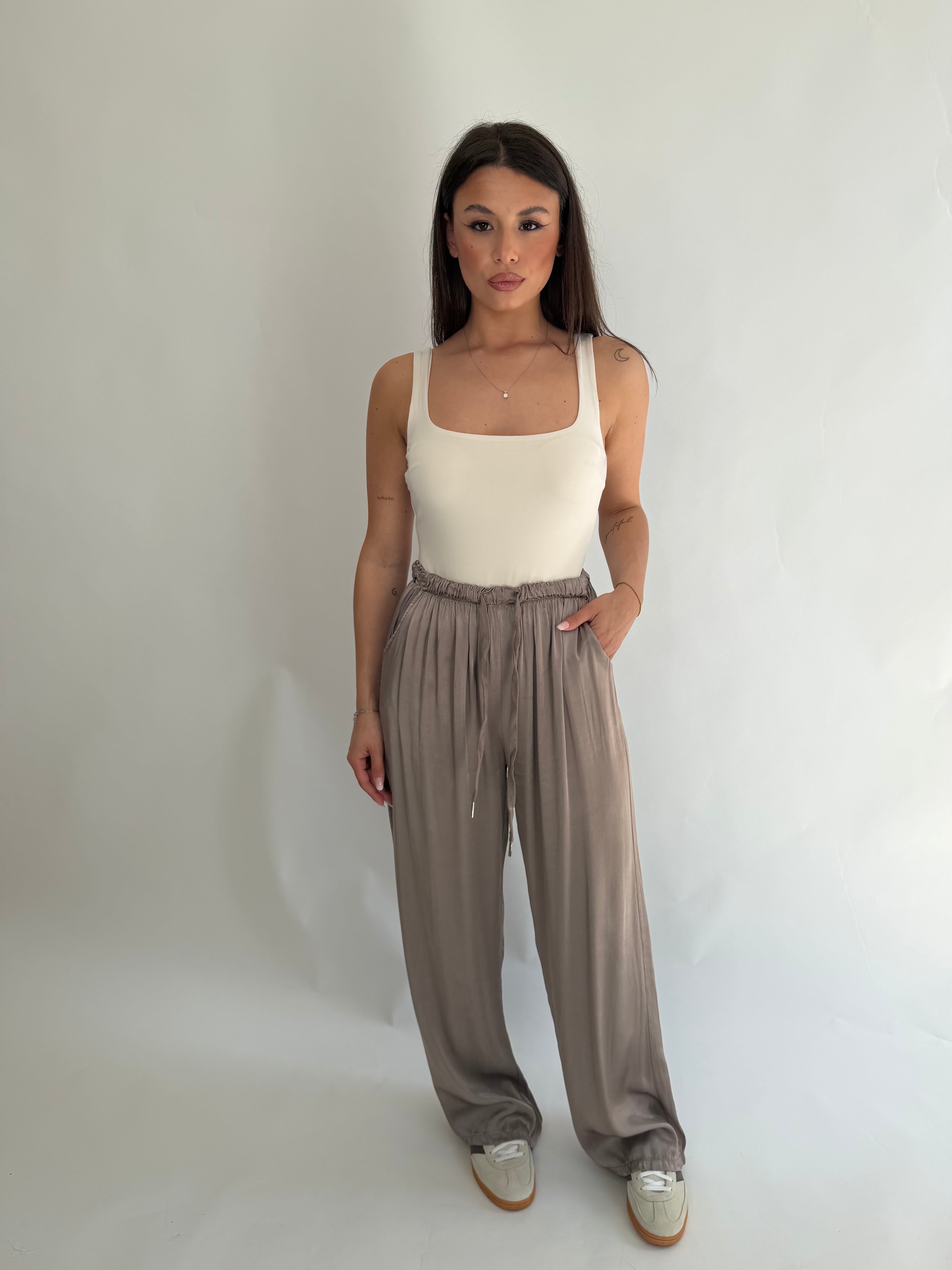 Pantaloni jolly satin