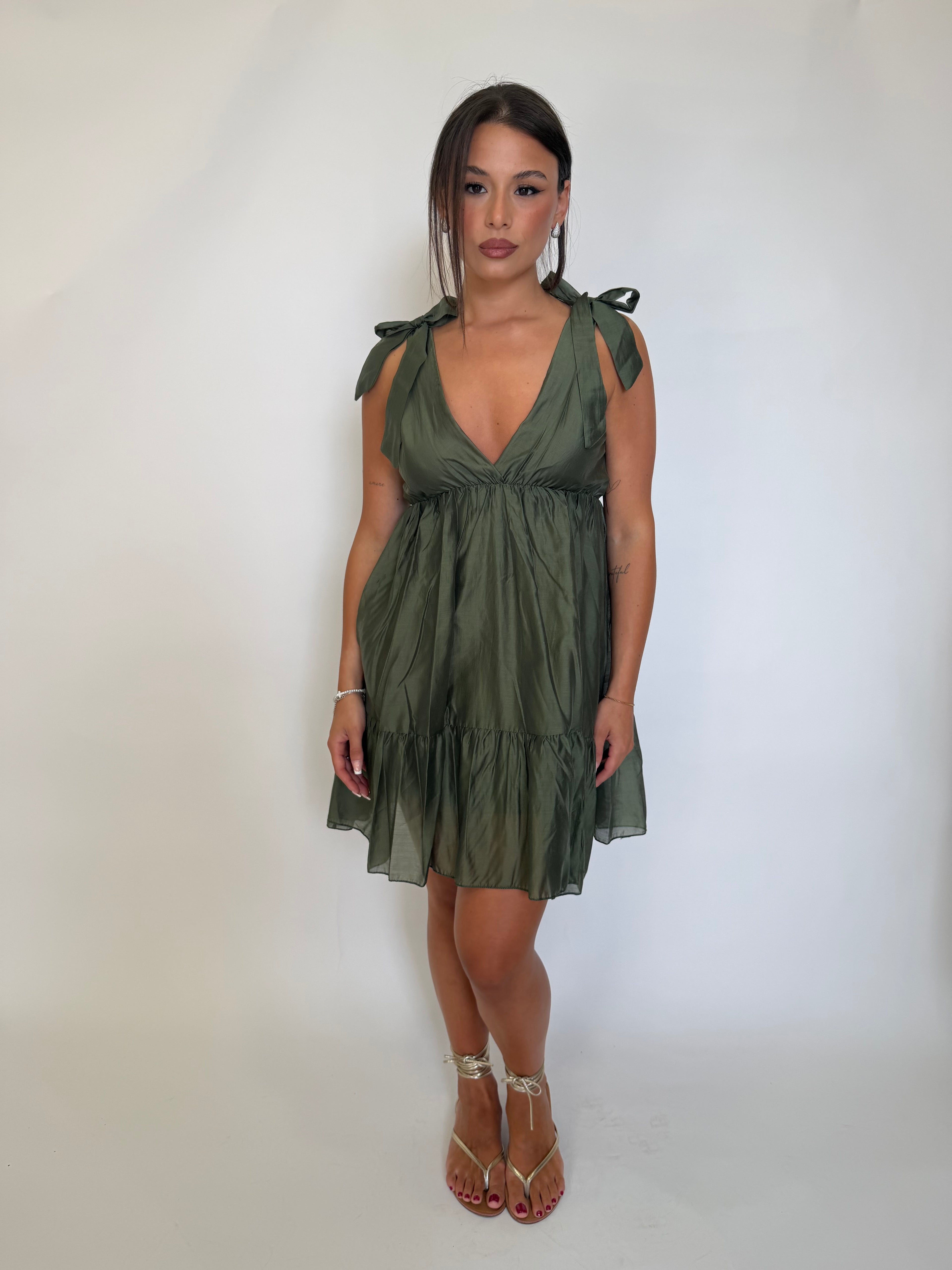 Vestito fiocchetti