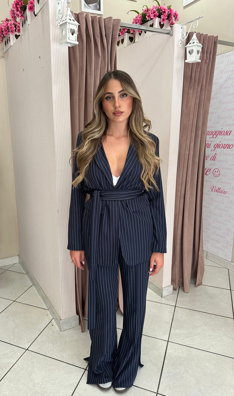 Tailleur gessato Genny