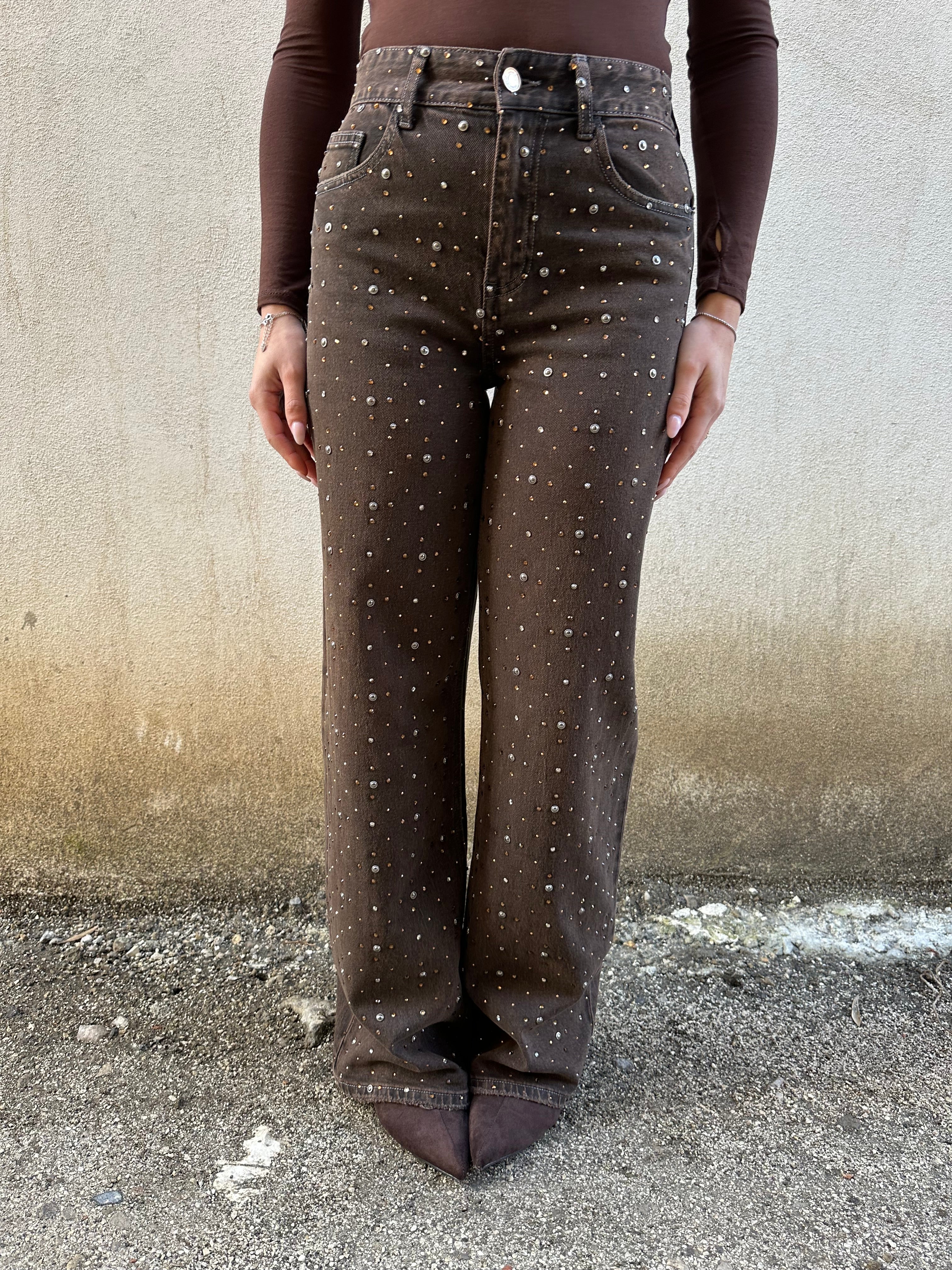 Jeans marroni con strass