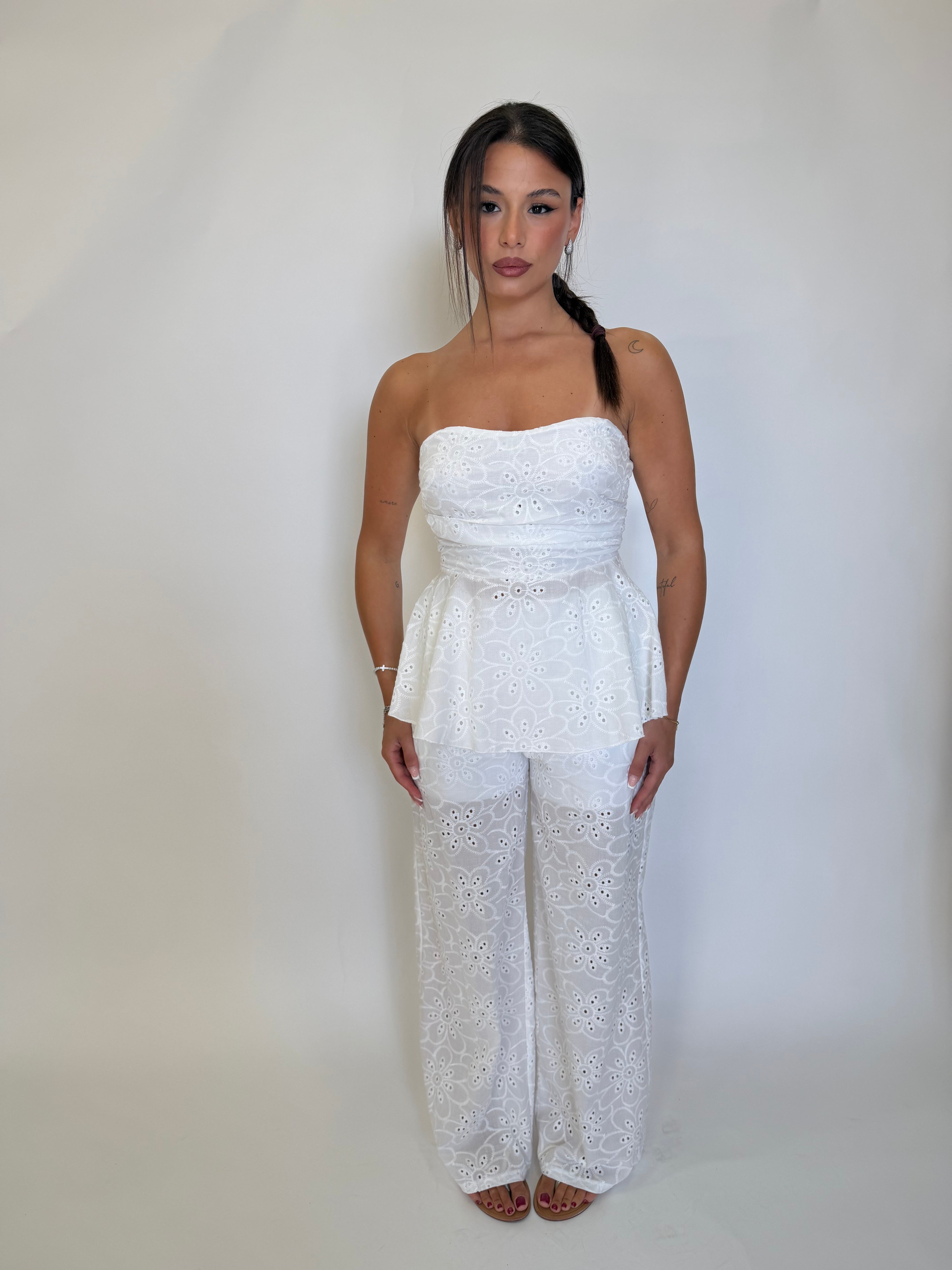 Coordinato ricamato in cotone