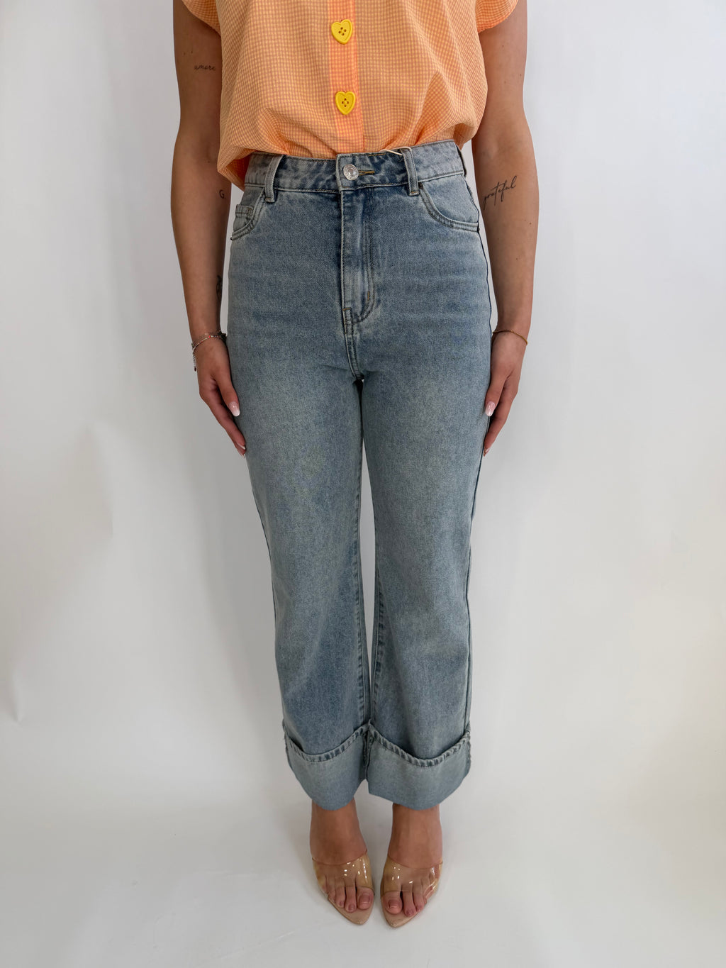 Jeans wide leg con risvolto
