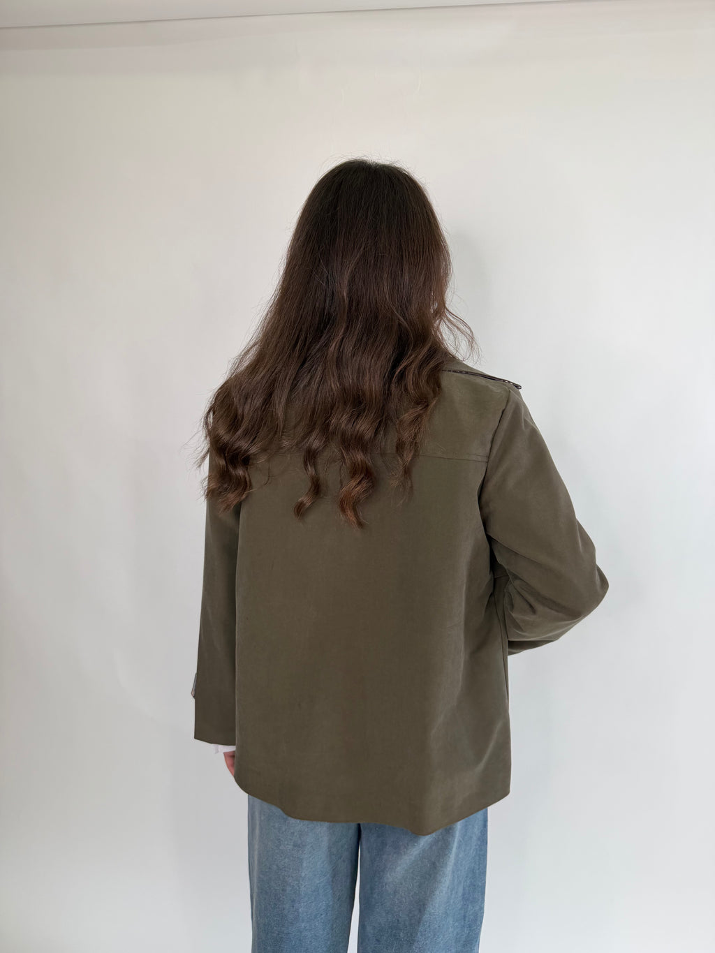 Trench corto verde