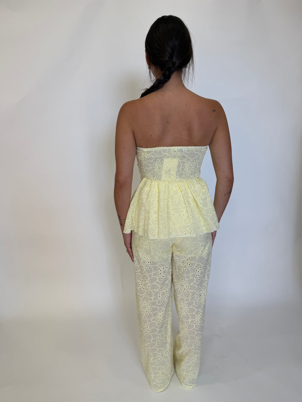Coordinato ricamato in cotone