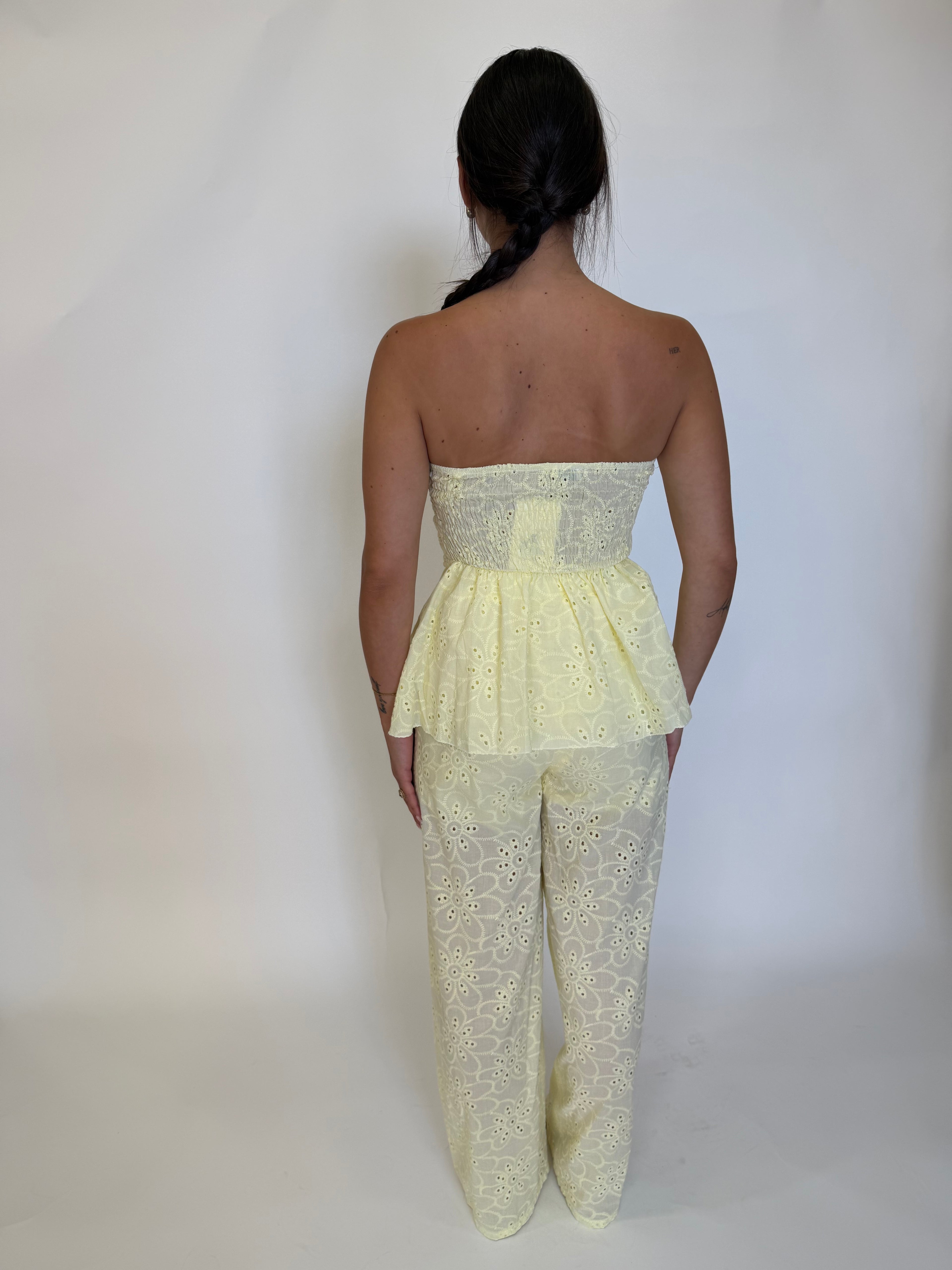 Coordinato ricamato in cotone