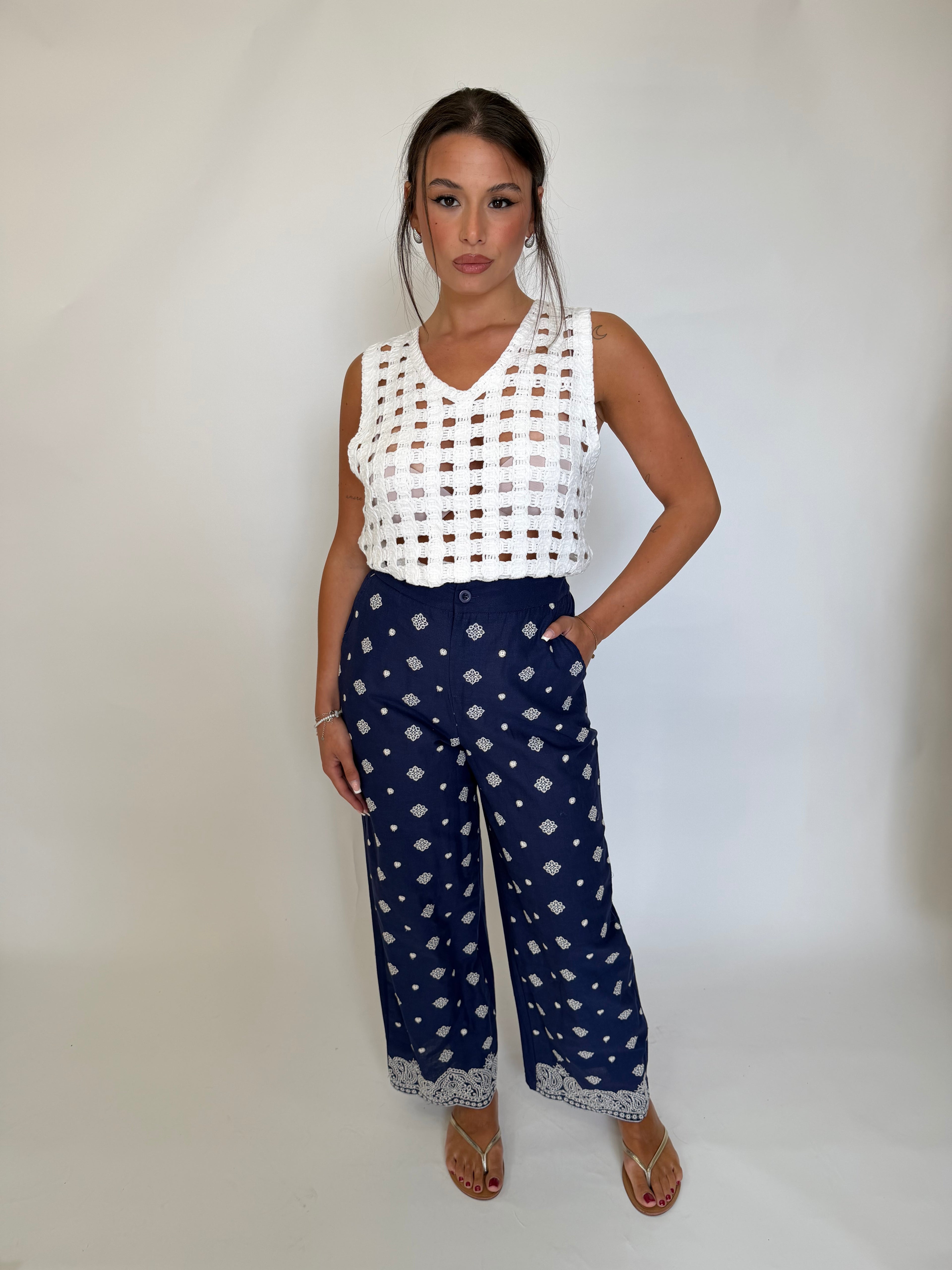 Maglia traforata in cotone