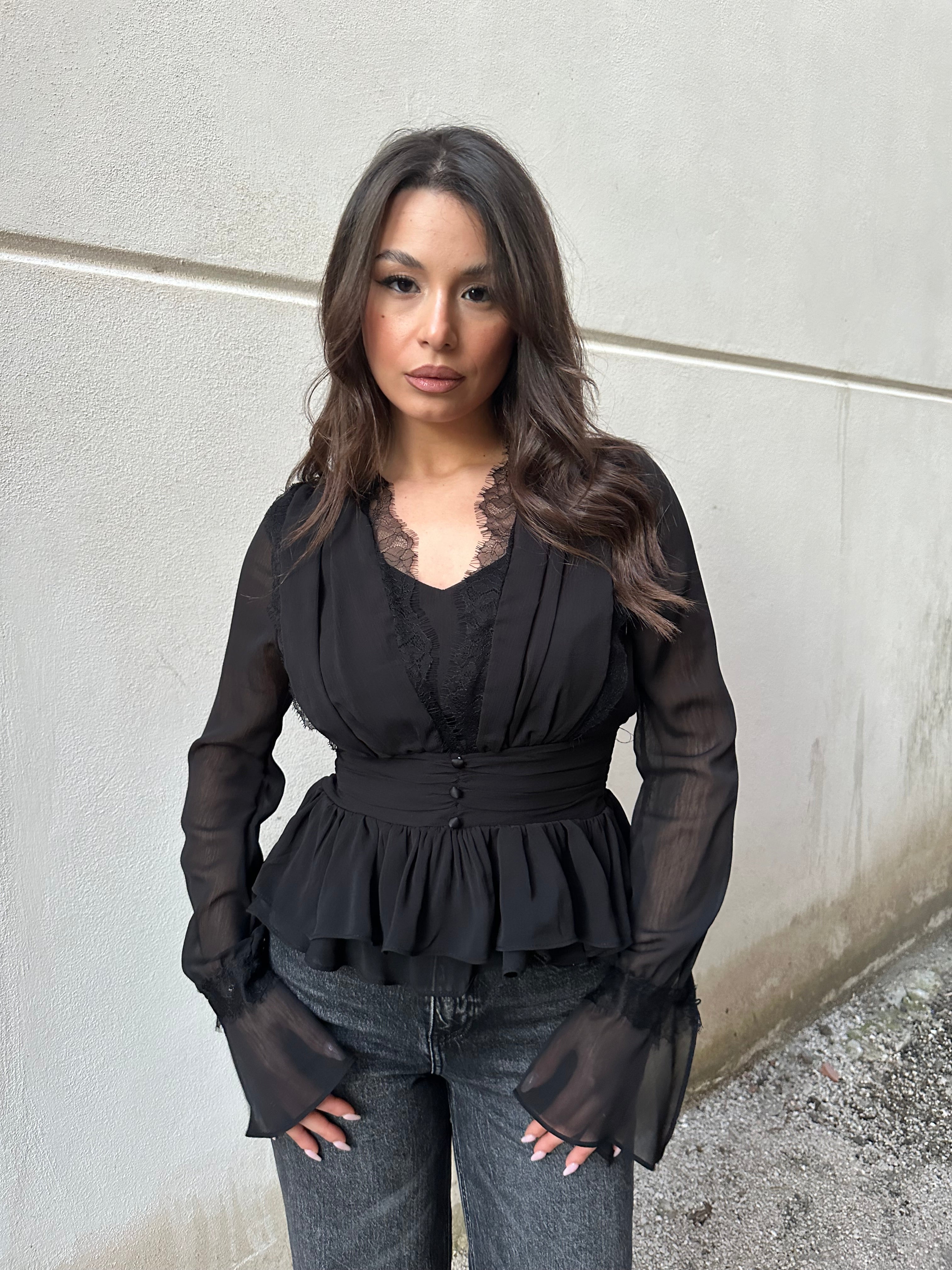 Camicia velata con pizzo