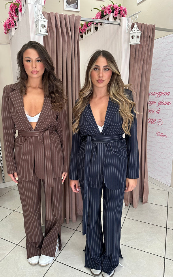 Tailleur gessato Genny