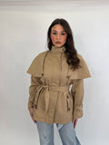 Trench collo alto con cintura