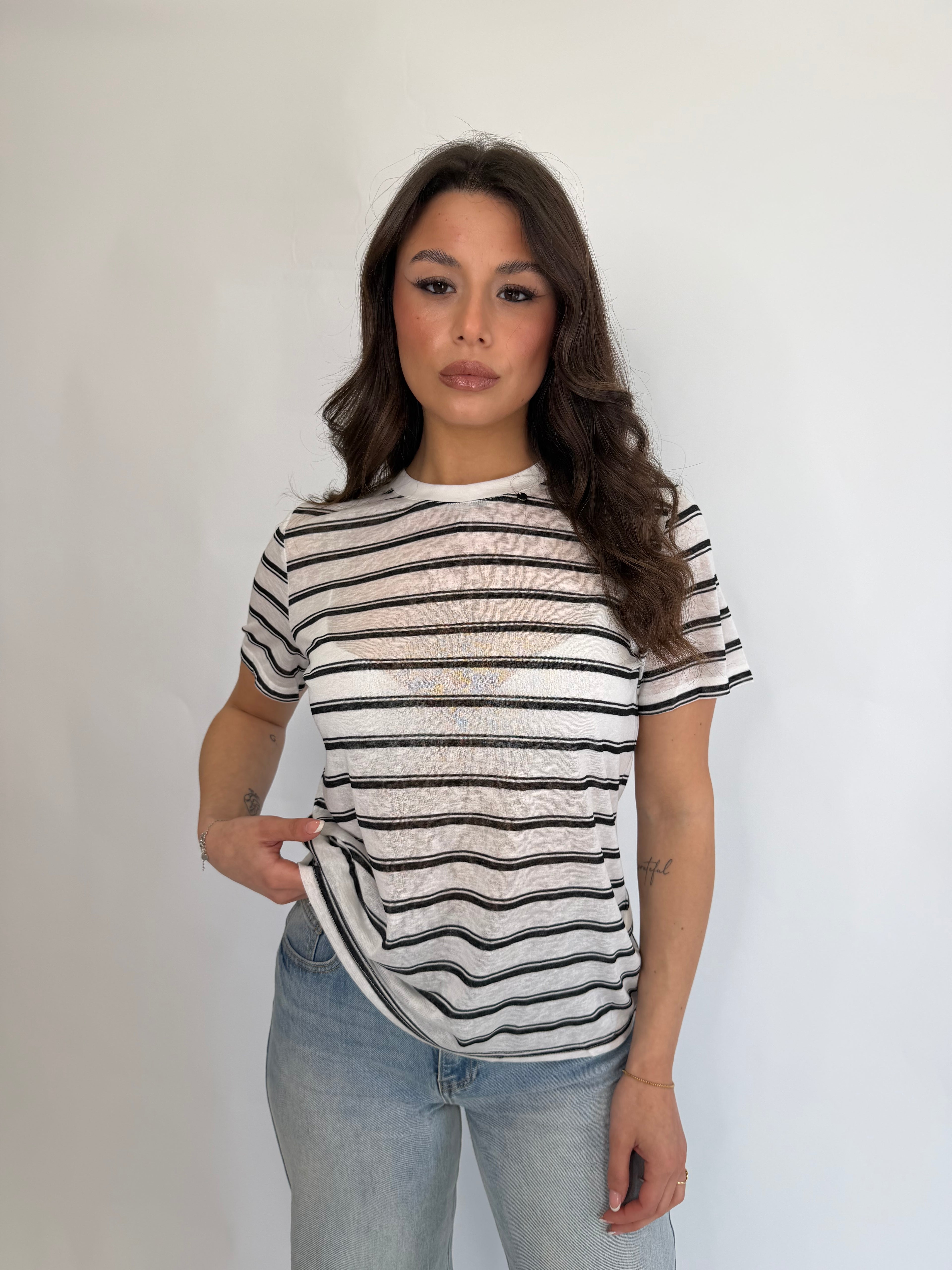 T shirt semi velata a righe