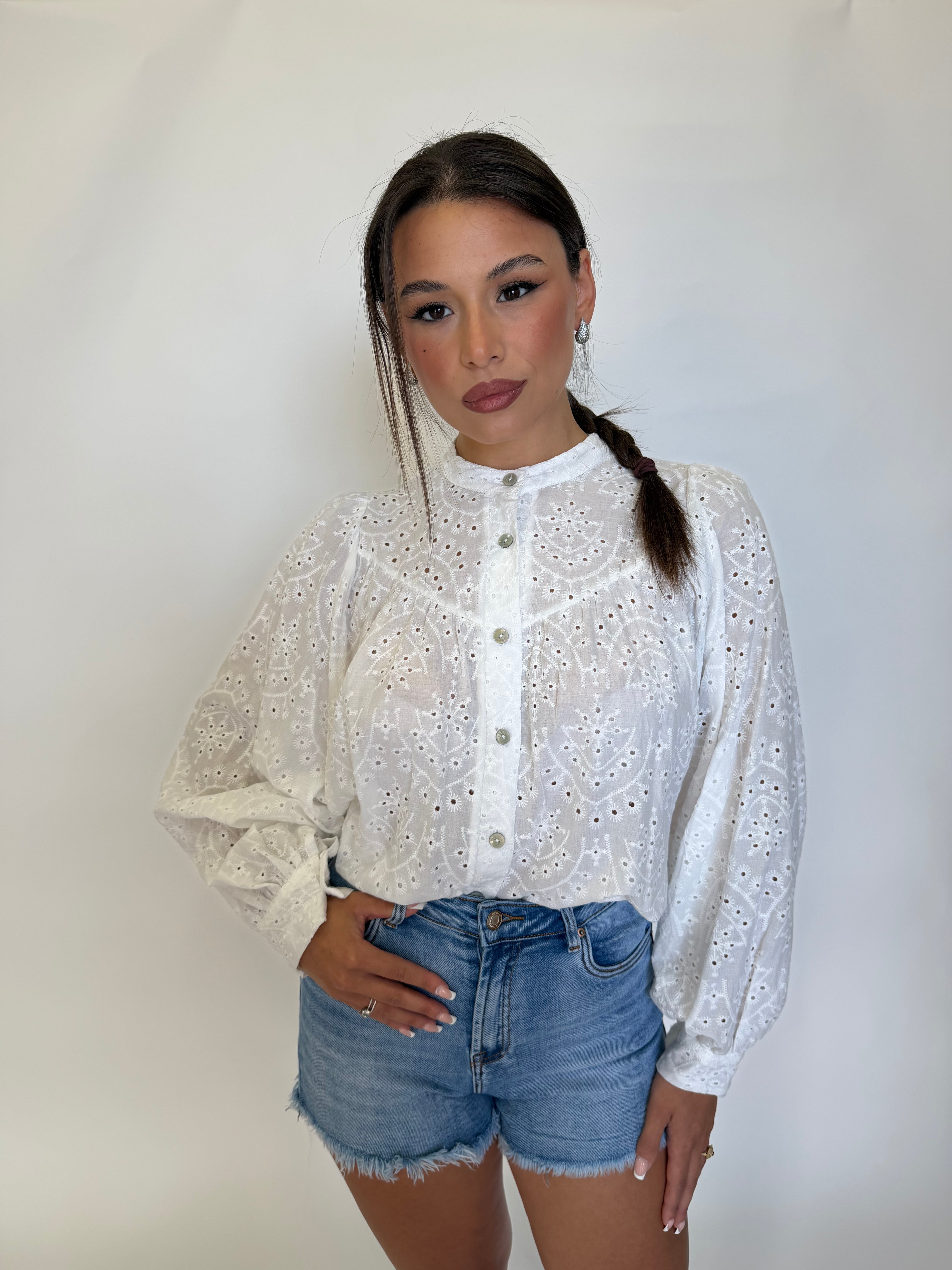 Camicia ricamata in cotone